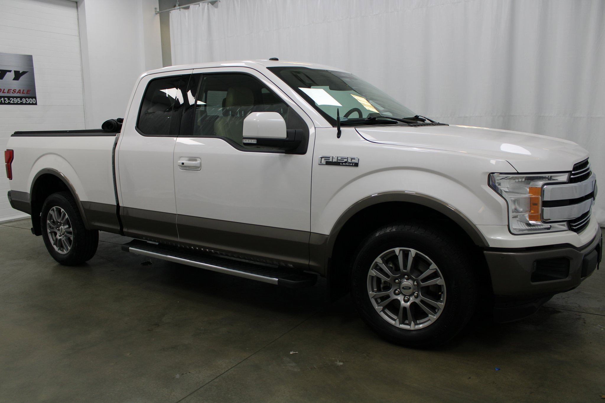 Used 2018 Ford F150 Lariat w/ Equipment Group 501A Mid image 3