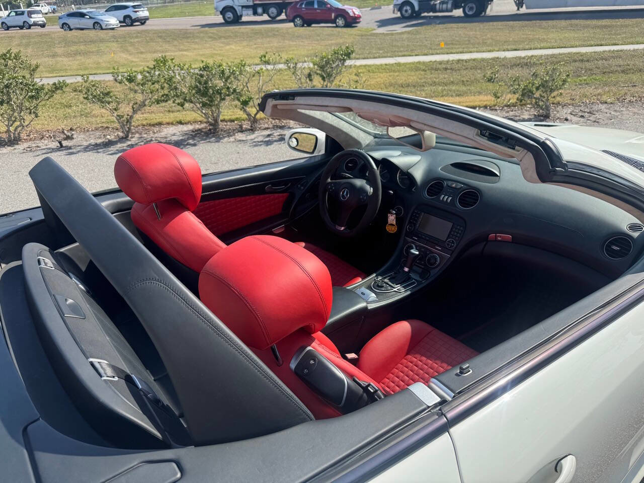 Used 2008 Mercedes-Benz SL 600 image 36