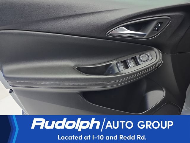Used 2025 Buick Encore GX Preferred AWD/4WD image 10