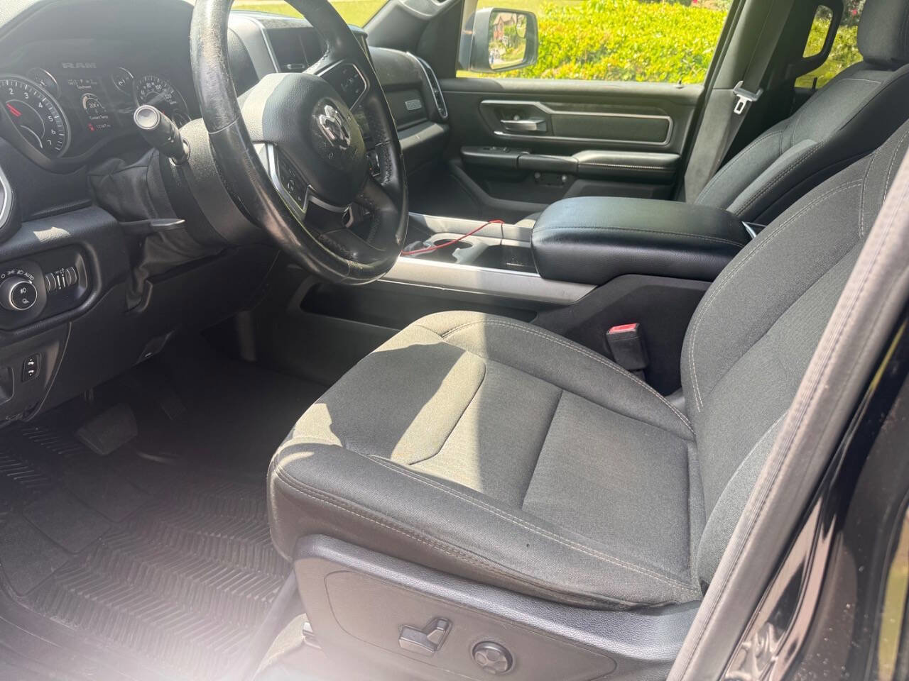 Used 2019 RAM 1500 Big Horn AWD/4WD image 34