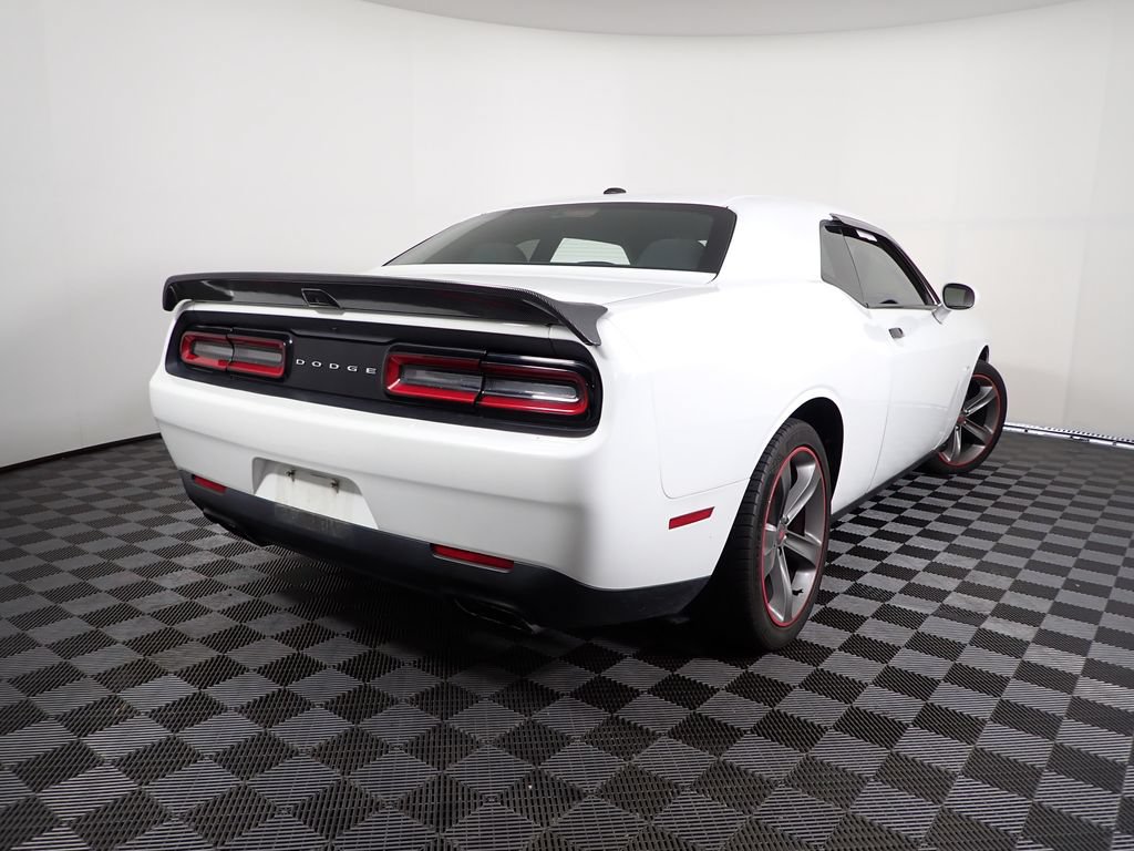 Used 2017 Dodge Challenger R/T w/ Cold Weather Group RWD image 17
