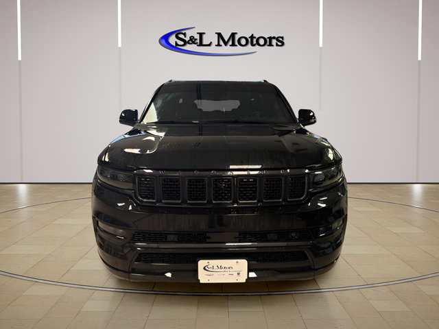 Used 2024 Jeep Grand Wagoneer Series II w/ Quick Order Packagew 28T AWD/4WD image 2