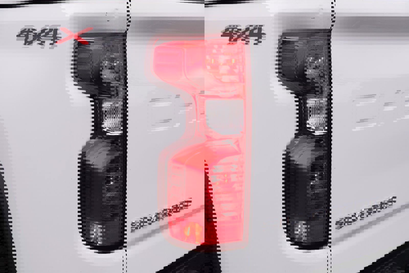 Used 2021 Chevrolet Silverado 2500 LT w/ Snow Plow Prep/Camper Package image 18