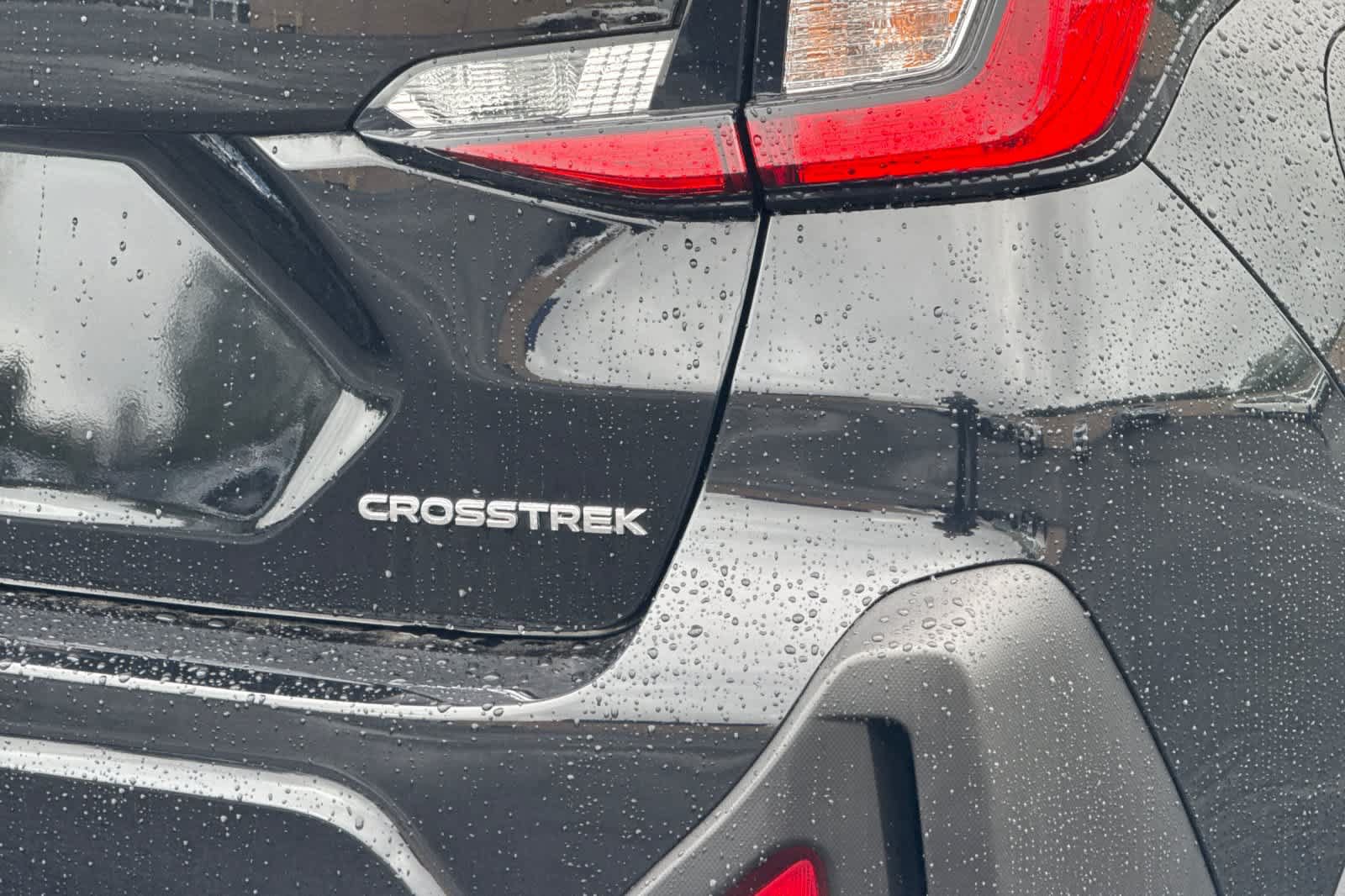 Used 2024 Subaru Crosstrek 2.0i Premium w/ Crosstrek Mirror Package AWD/4WD image 31