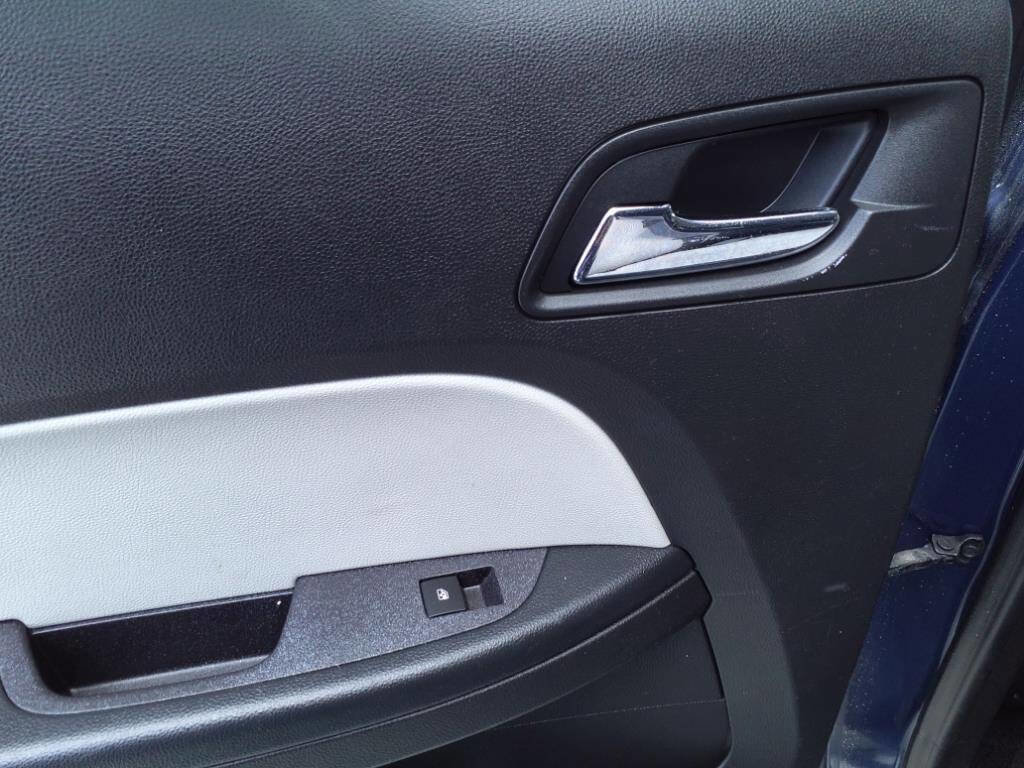 Used 2016 Chevrolet Equinox LT image 6