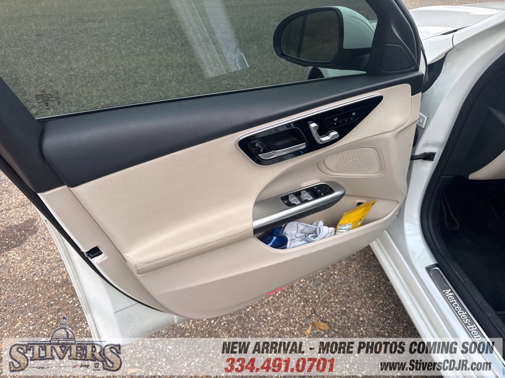 Used 2023 Mercedes-Benz C 300 Sedan image 11