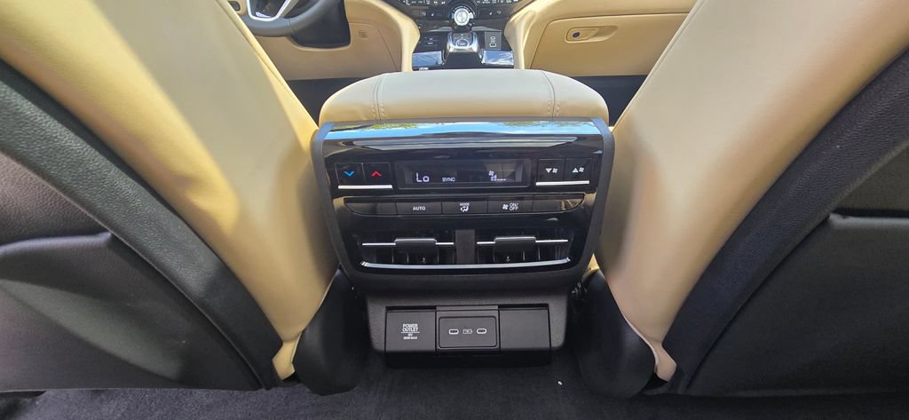 New 2026 Acura MDX w/ Technology Package FWD image 33