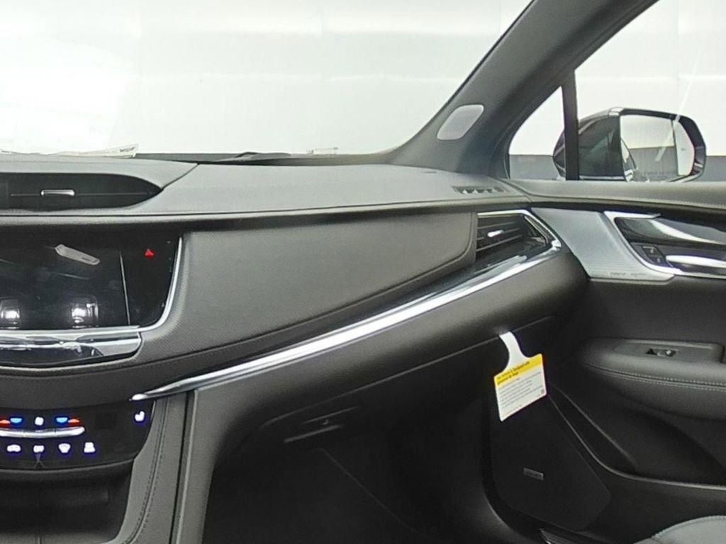 New 2026 Cadillac XT5 Premium Luxury image 38