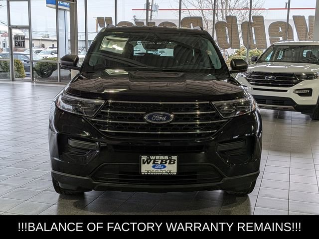 Used 2023 Ford Explorer XLT image 3