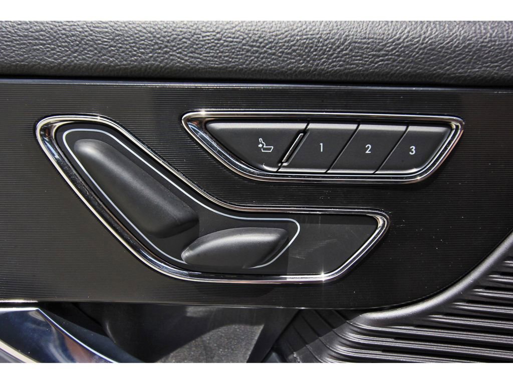 Used 2022 Lincoln Corsair FWD image 25