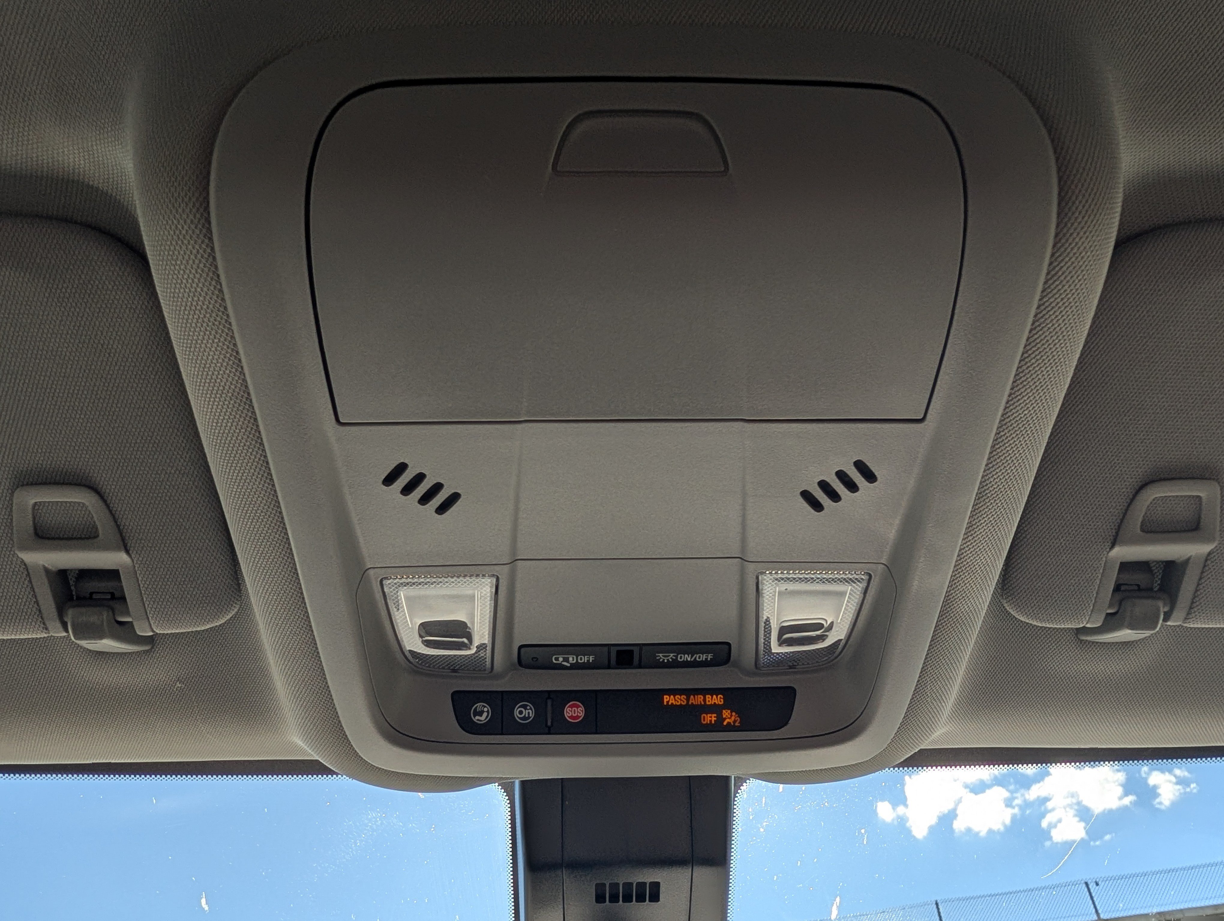 Used 2024 Chevrolet Equinox LT AWD/4WD image 32