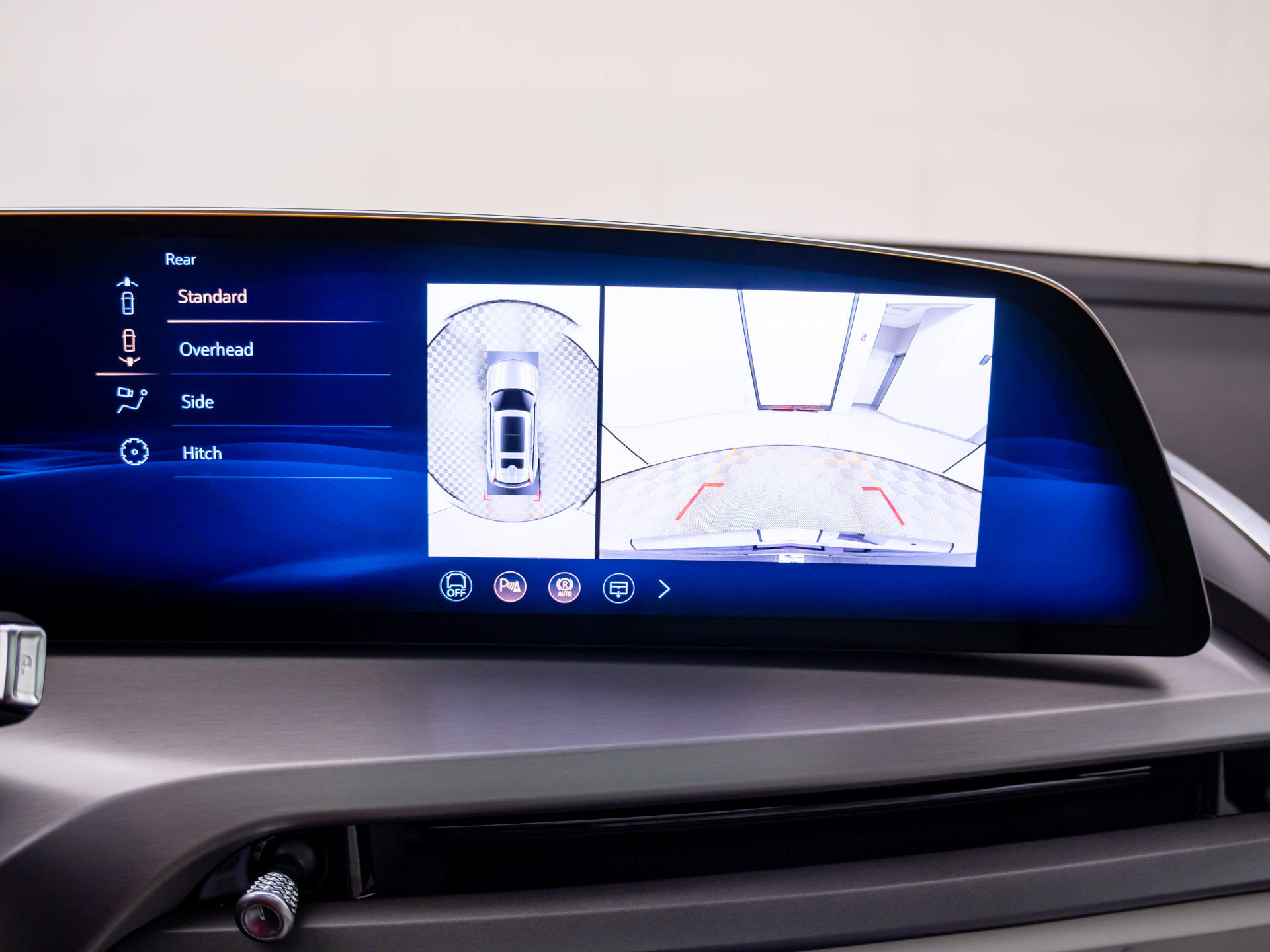 New 2027 Cadillac Vistiq Sport w/ LPO, Floor Liner Package AWD/4WD image 23