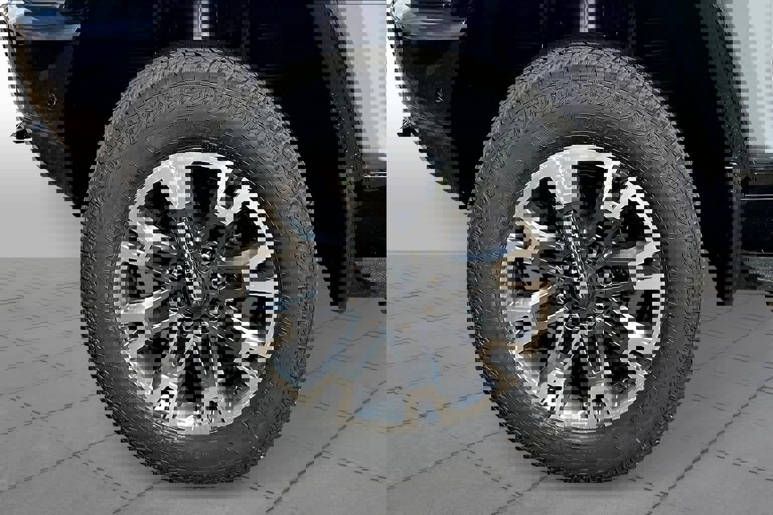 New 2025 GMC Hummer EV 3X w/ Battery Pack, 24 Module Pack image 11