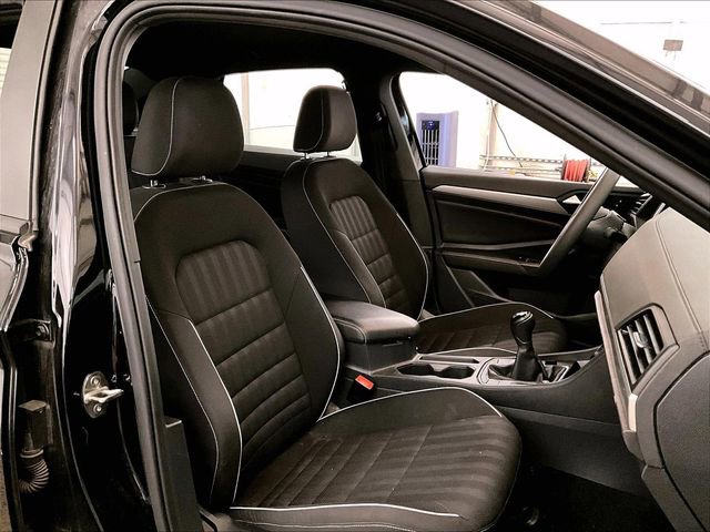 Used 2022 Volkswagen Jetta Sport FWD image 7