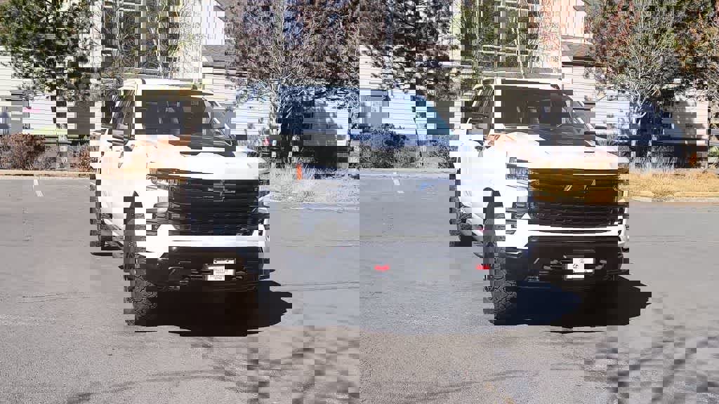 Used 2025 Chevrolet Silverado 1500 LT Trail Boss w/ Protection Package image 3