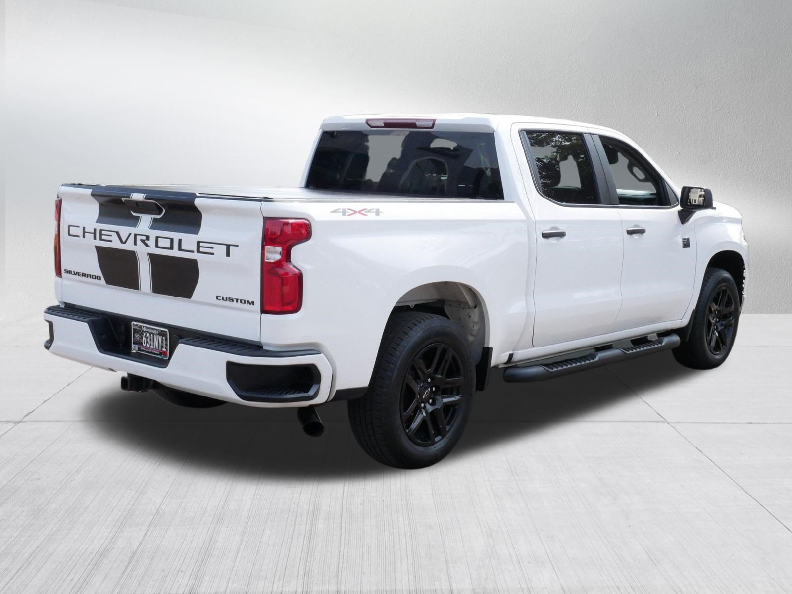 Used 2022 Chevrolet Silverado 1500 Custom w/ Rally Edition AWD/4WD image 7