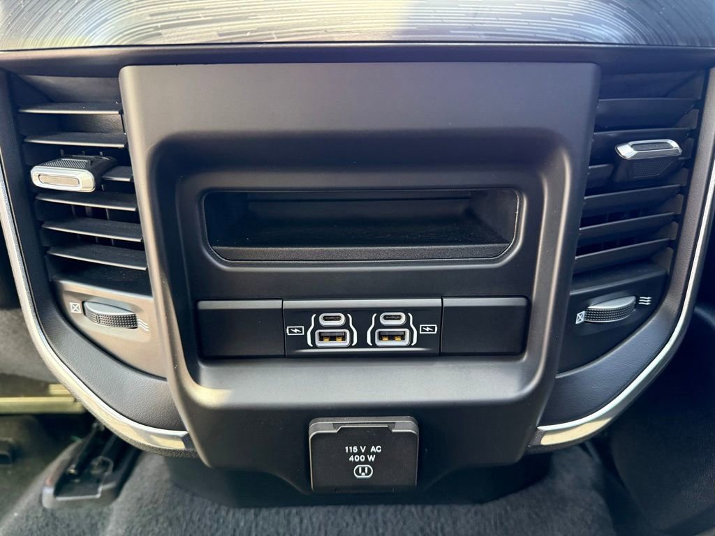 Used 2023 RAM 1500 Laramie AWD/4WD image 21