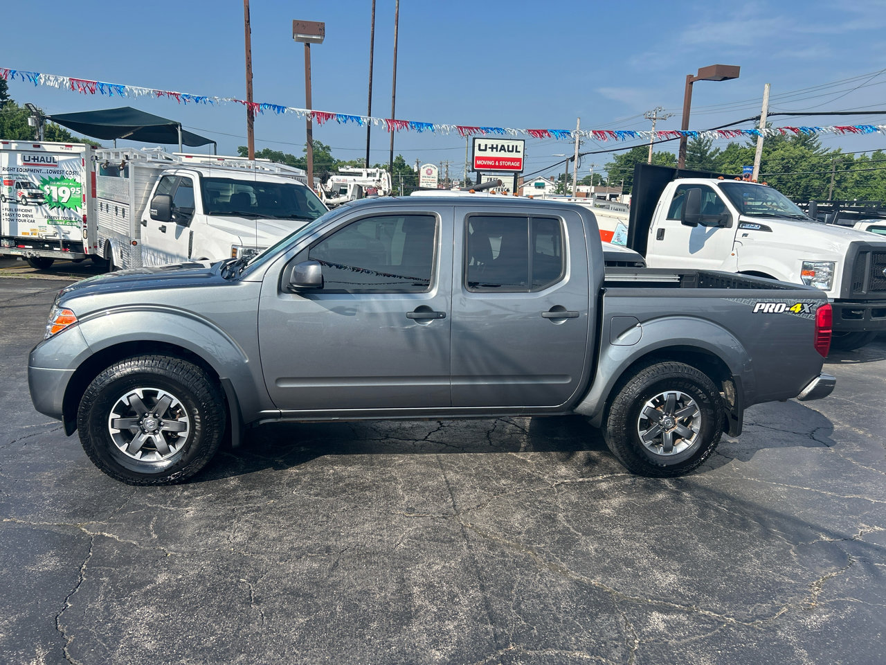 Used 2018 Nissan Frontier PRO-4X image 6