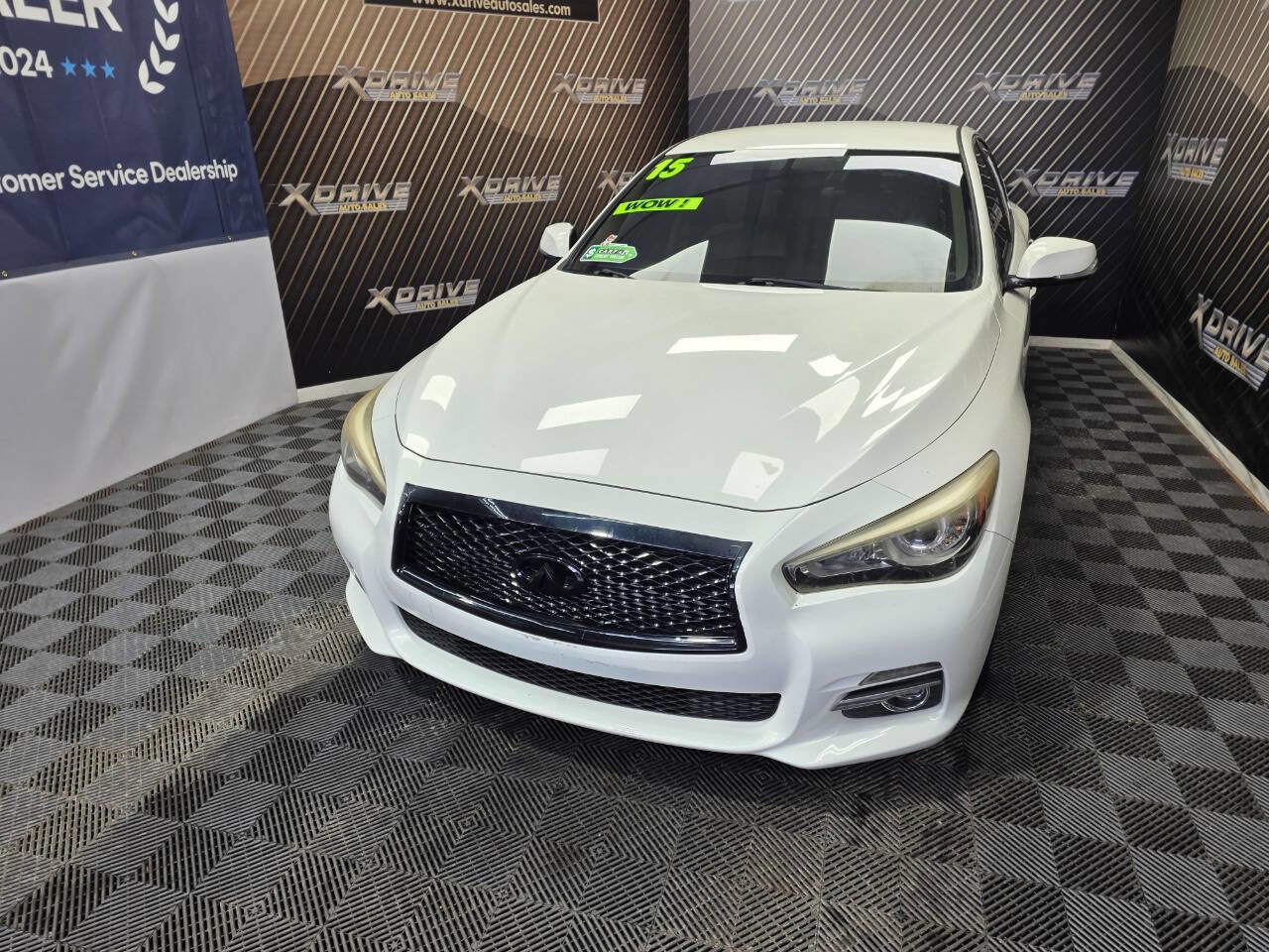 Used 2015 INFINITI Q50 image 3