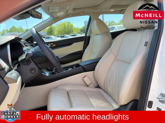 Used 2023 Nissan Maxima Platinum w/ Sport Mat Group FWD image 17