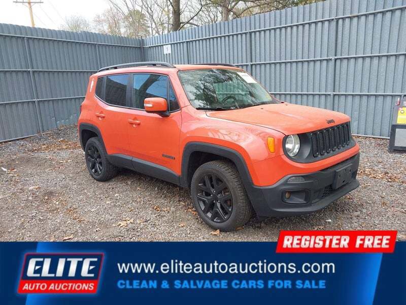 Used 2017 Jeep Renegade Altitude AWD/4WD image 2
