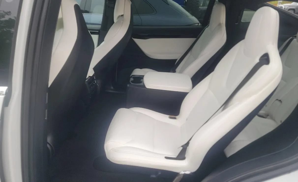 Used 2018 Tesla Model X 100D AWD/4WD image 7