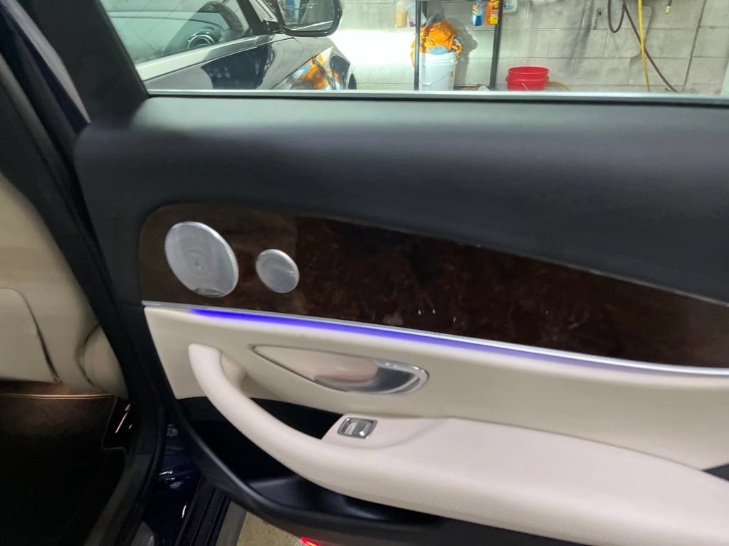 Used 2018 Mercedes-Benz E 300 4MATIC image 30