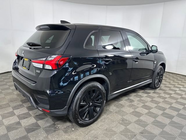 Used 2025 Mitsubishi Outlander Sport LE image 3