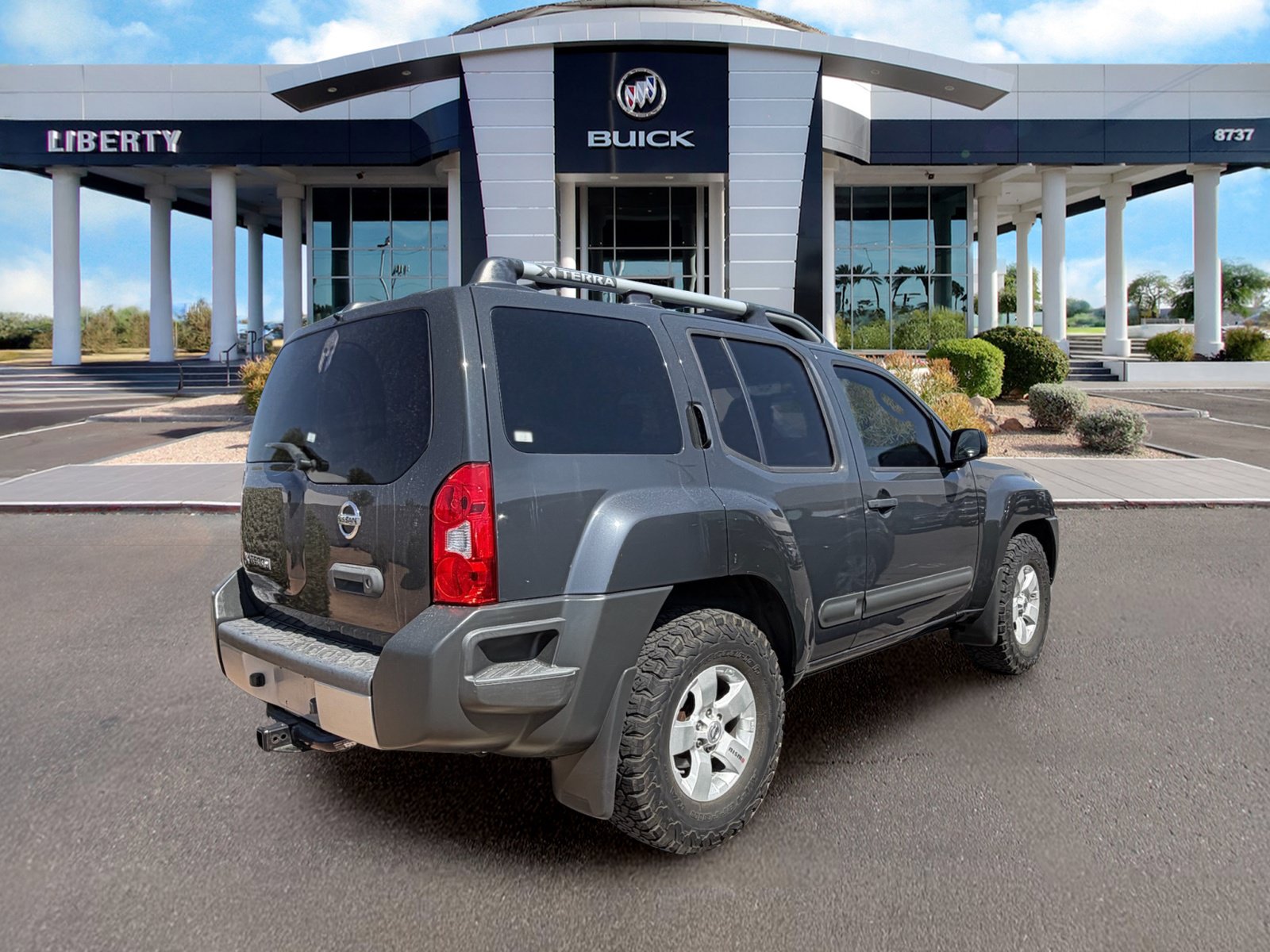 Used 2011 Nissan Xterra S w/ 4X4 Value Package image 3
