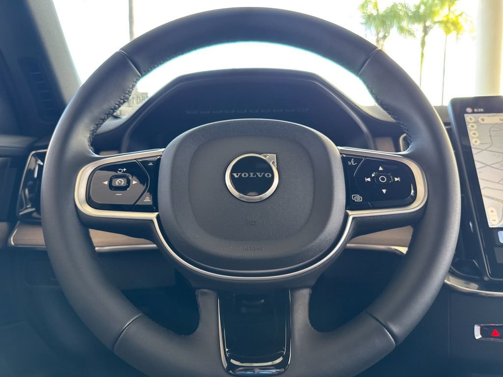 New 2026 Volvo XC90 B6 Plus w/ Protection Package Premier AWD/4WD image 24