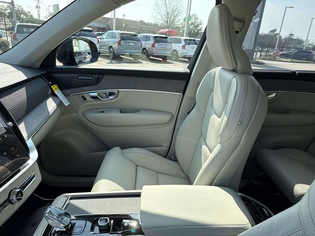 New 2026 Volvo XC90 B6 Ultra image 18