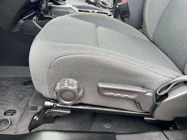 Used 2024 Jeep Wrangler Unlimited Sport AWD/4WD image 20
