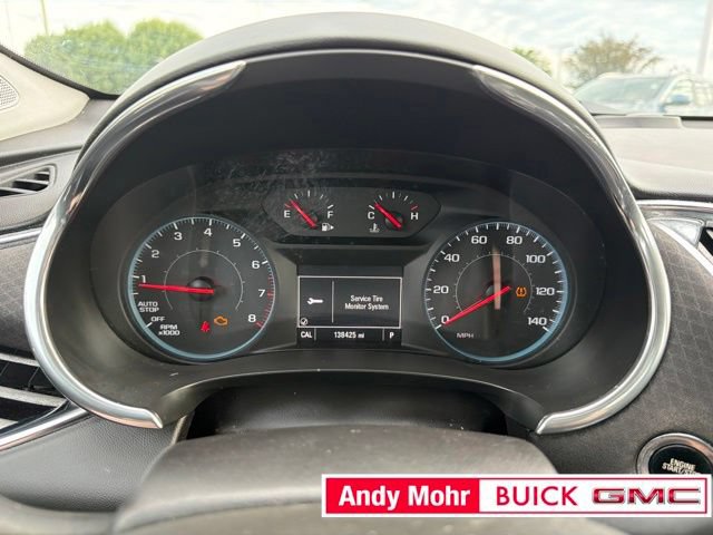 Used 2017 Chevrolet Malibu LT FWD image 27