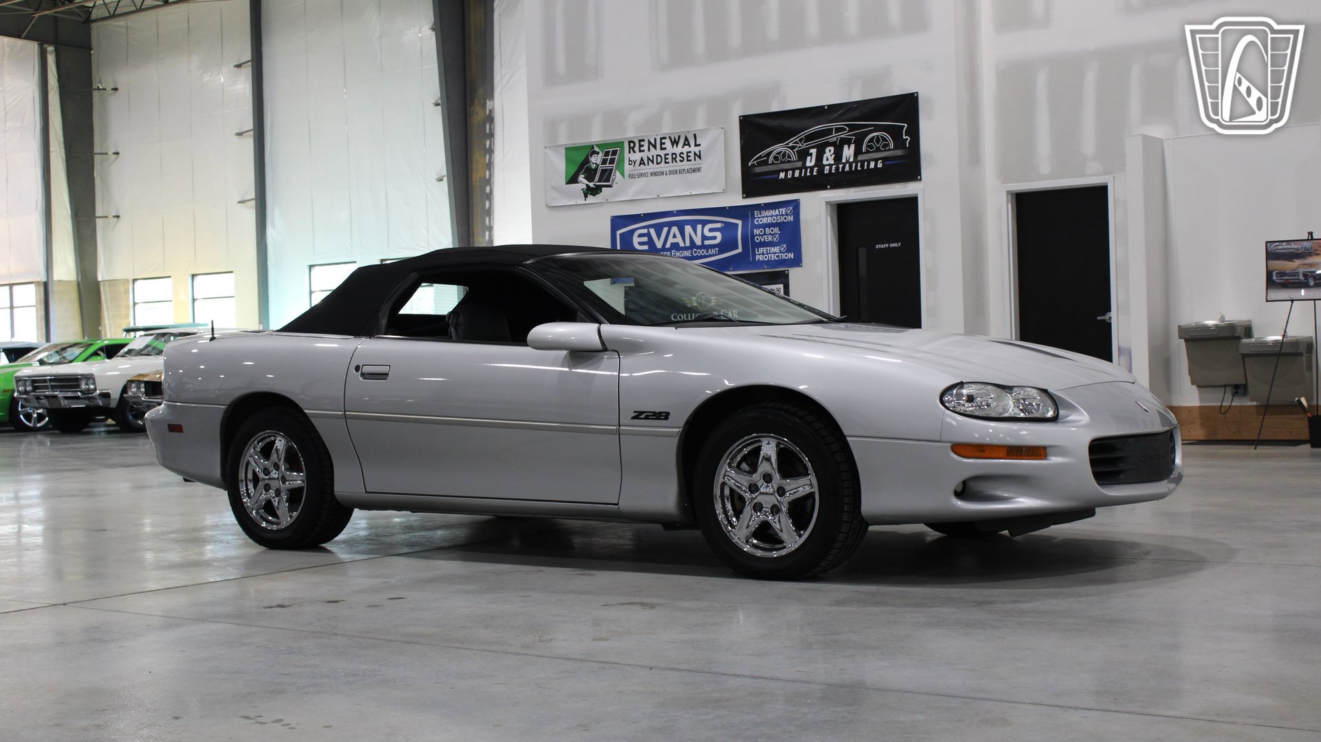 Used 1998 Chevrolet Camaro Z28 RWD image 31