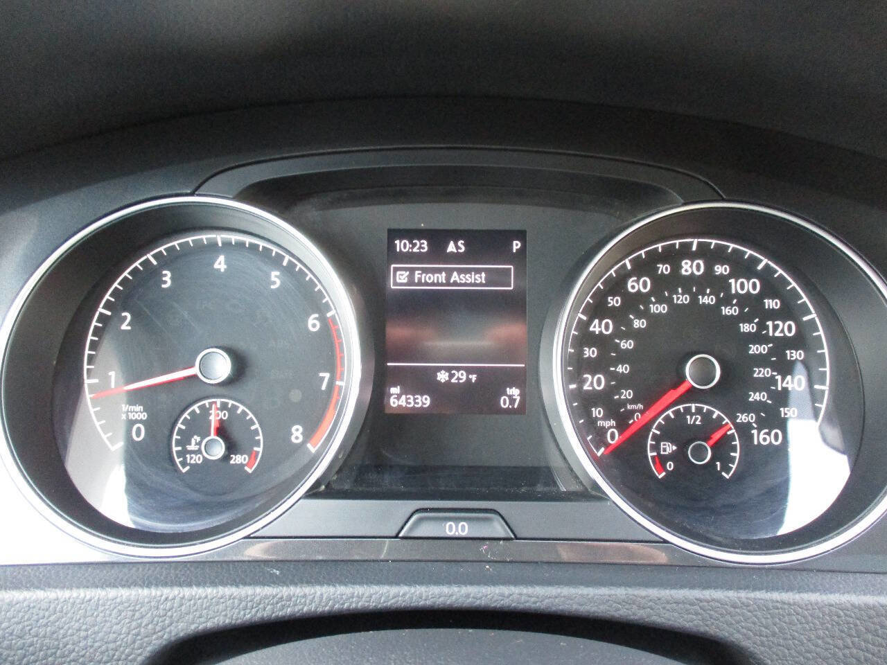 Used 2018 Volkswagen Golf Alltrack SE image 32