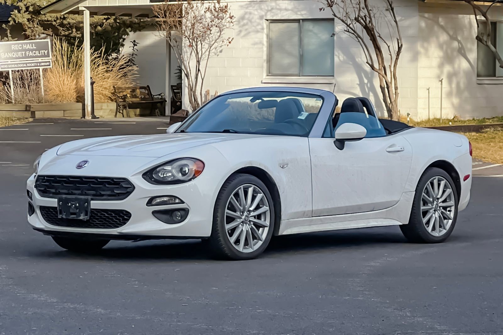 Used 2017 FIAT 124 Spider Lusso image 9