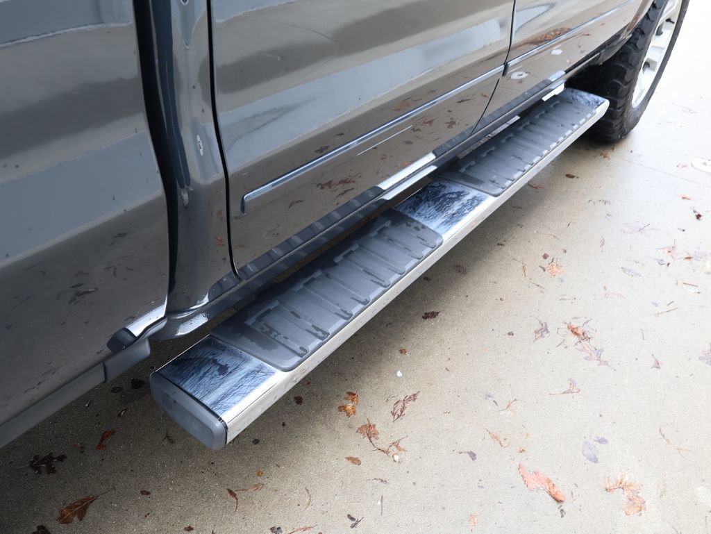 Used 2018 Chevrolet Silverado 1500 LT w/ All Star Edition image 30