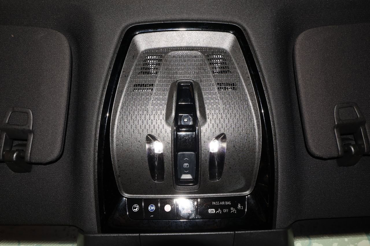 Certified 2024 Cadillac Lyriq Luxury w/ LPO, Floor Liner Package image 33