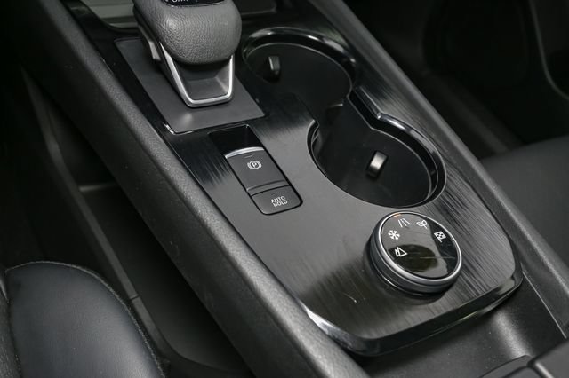 Used 2023 Nissan Rogue SV w/ SV Premium B Package AWD/4WD image 26