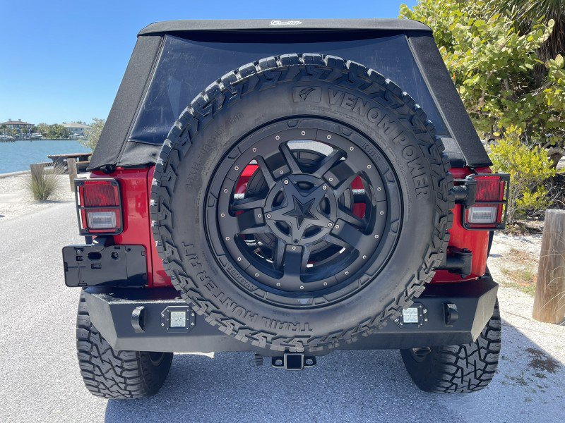 Used 2017 Jeep Wrangler Unlimited Sport w/ Connectivity Group AWD/4WD image 44