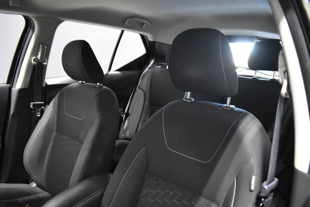 Used 2022 Nissan Kicks SV FWD image 15