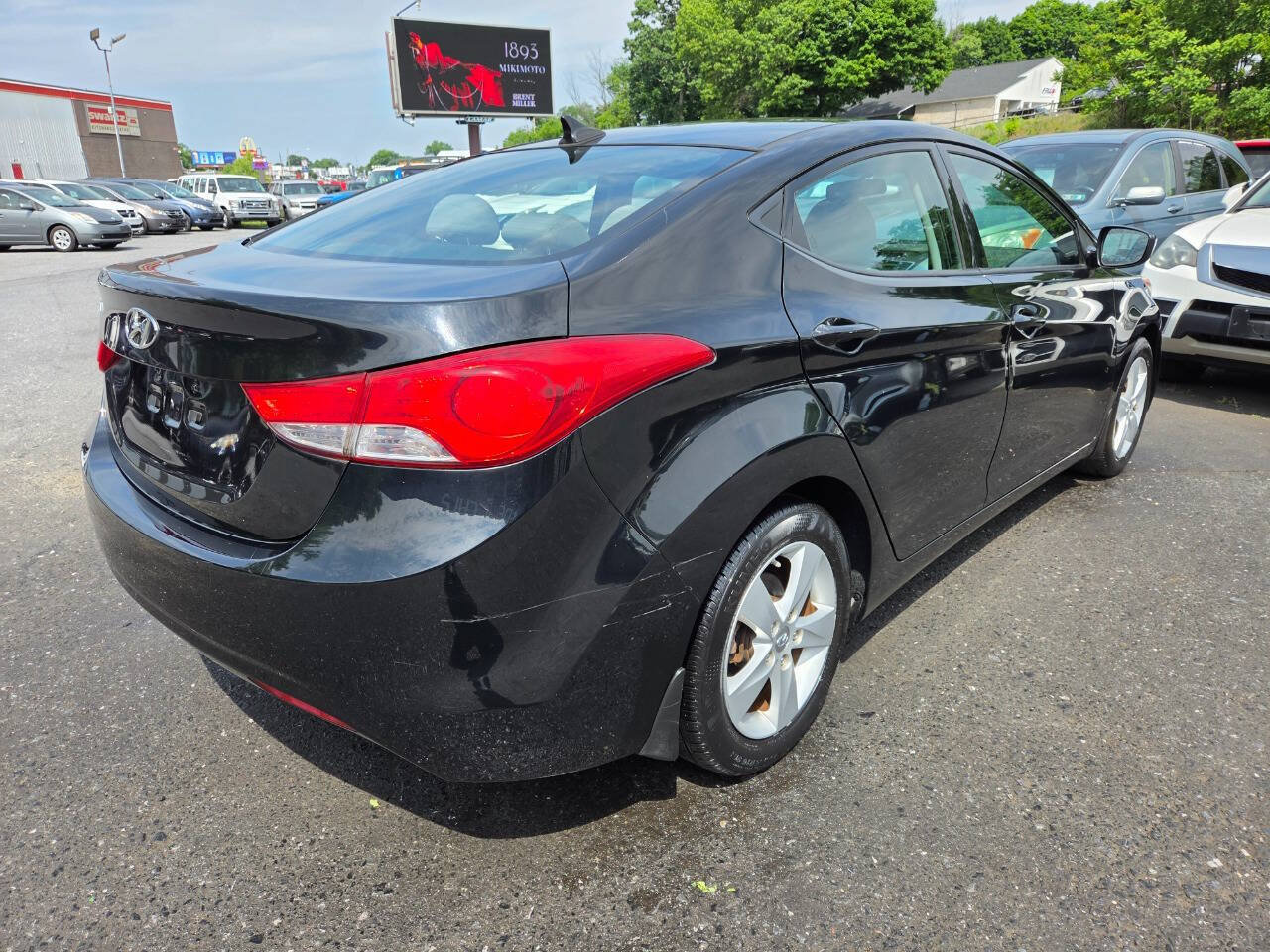 Used 2013 Hyundai Elantra GLS w/ Preferred Pkg FWD image 5