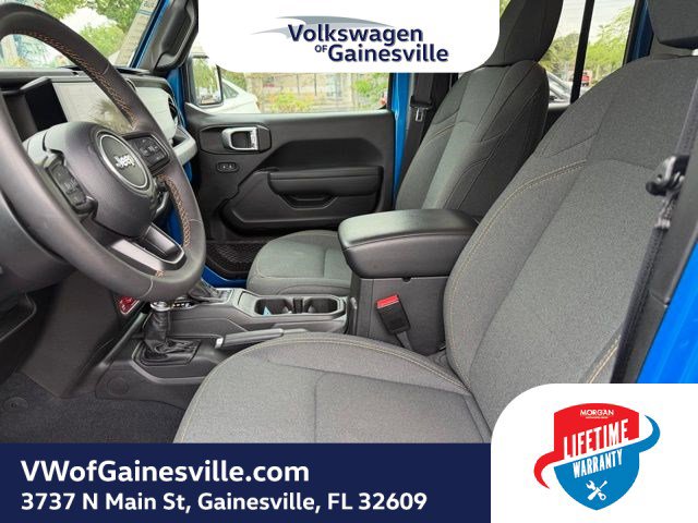 Used 2024 Jeep Wrangler Willys image 19