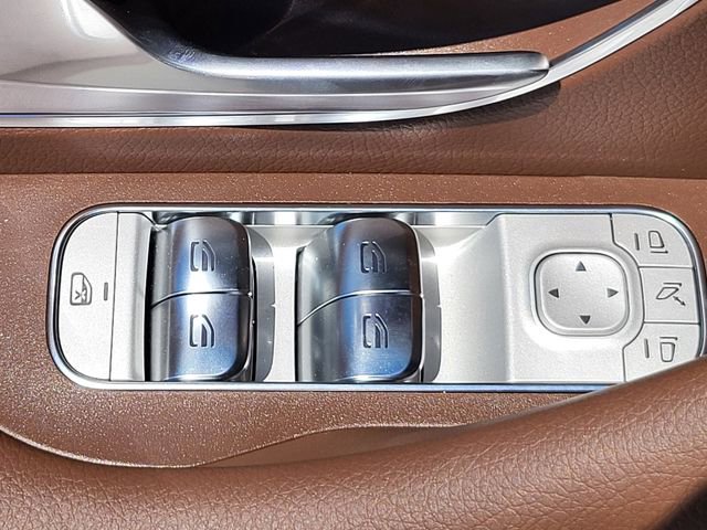 New 2025 Mercedes-Benz GLS 450 4MATIC image 18