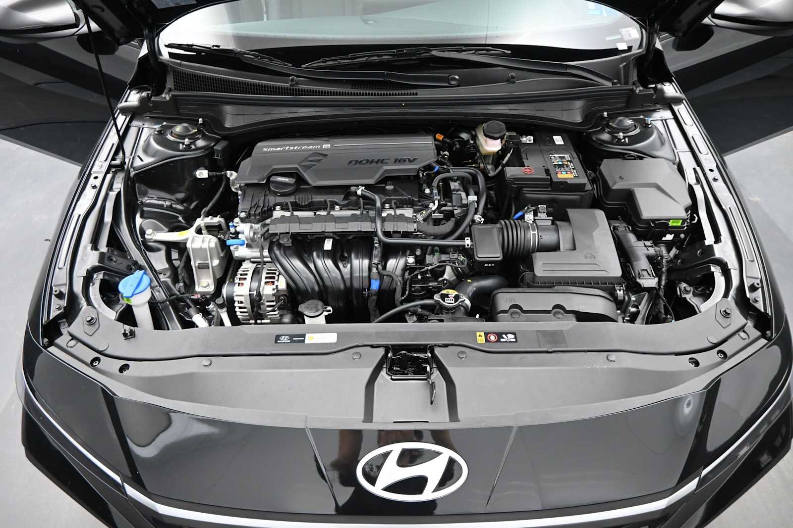 New 2026 Hyundai Elantra SEL Sport FWD image 25