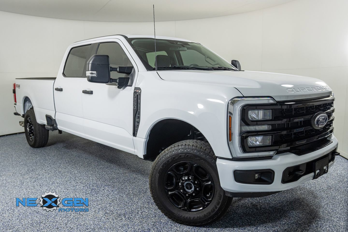 Used 2024 Ford F250 XL w/ STX Appearance Package image 1