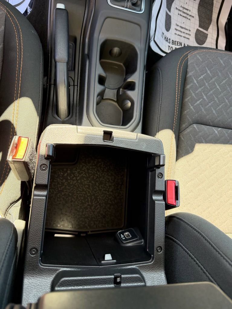 Used 2025 Jeep Gladiator Mojave w/ Convenience Group image 23