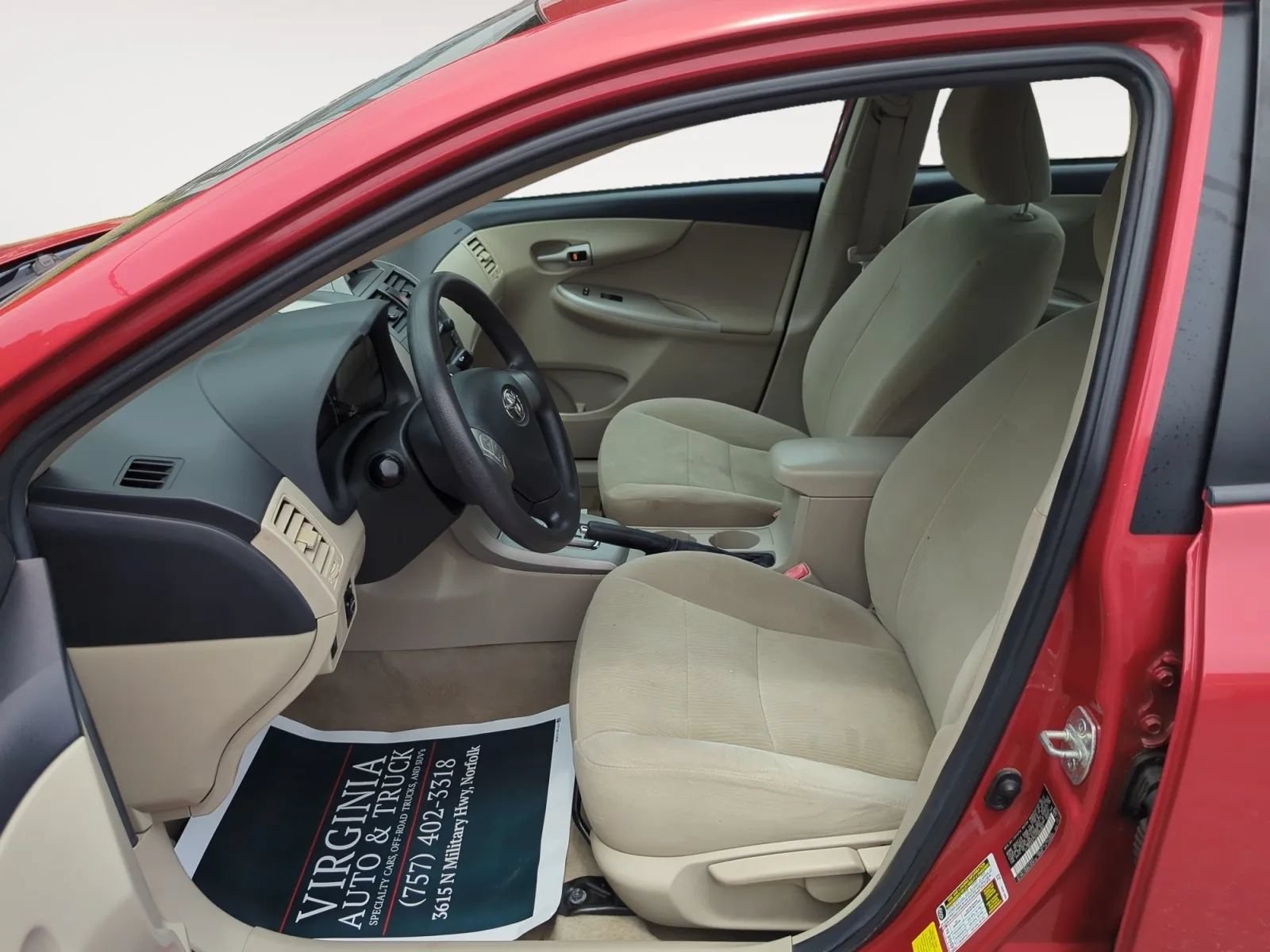 Used 2012 Toyota Corolla LE FWD image 11