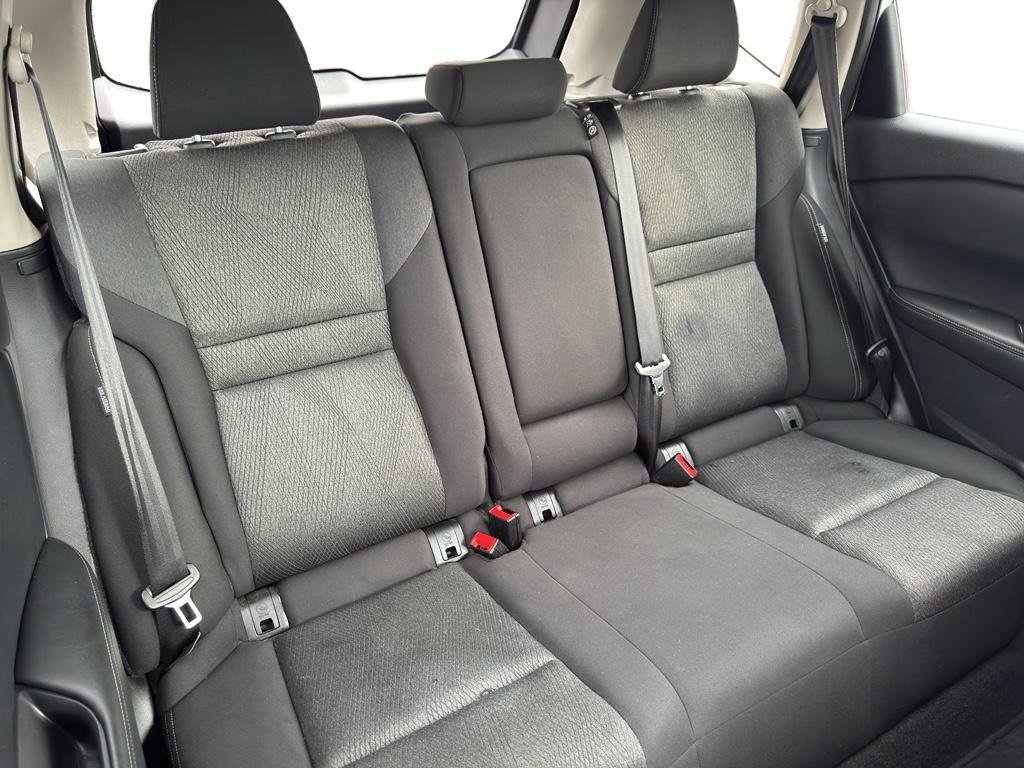 Used 2024 Nissan Rogue SV image 12