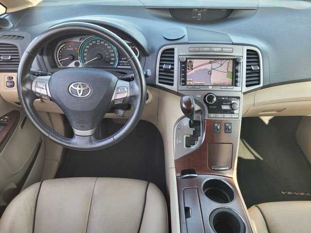 Used 2010 Toyota Venza AWD image 11